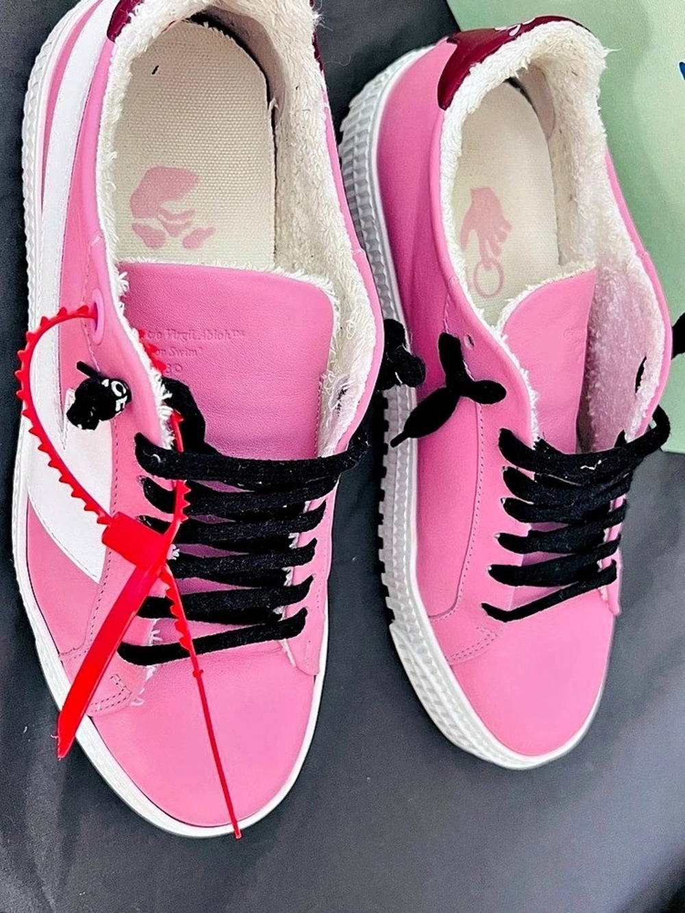 Off-White Out Of Office Pink & White Sneakers EU 39 NWT